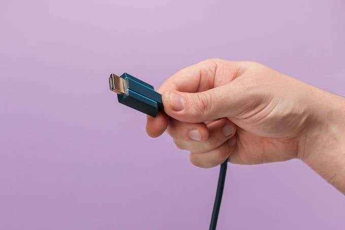 6 formas interesantes de usar cables HDMI largos