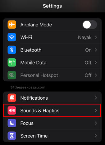 Jak włączyć haptyki lub wibracje w trybie cichym na iPhonie