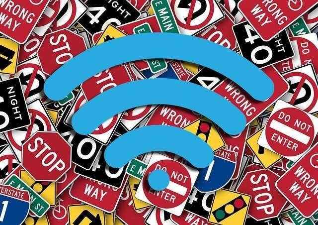 Como ocultar outras redes de wifi ao se conectar com seu computador