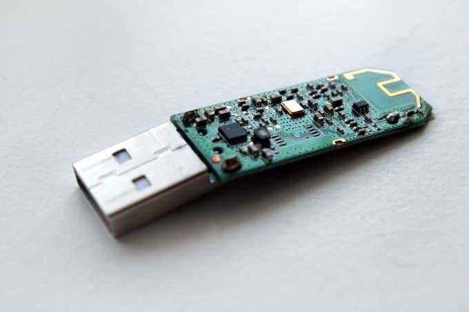 Comment récupérer les fichiers d'un bâton USB endommagé