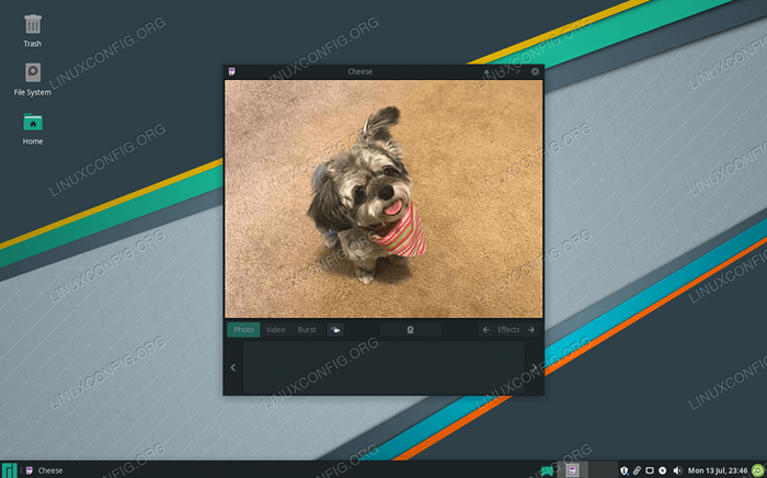 Cara Menguji Webcam di Manjaro Linux