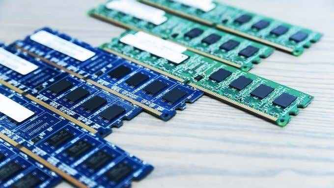 DDR3 VS DDR4 VS DDR5 RAM qui est le meilleur?