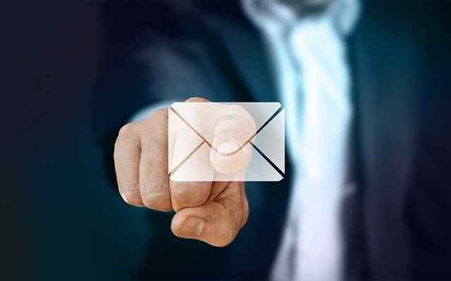Como corrigir os e -mails do Outlook presos no problema de saída