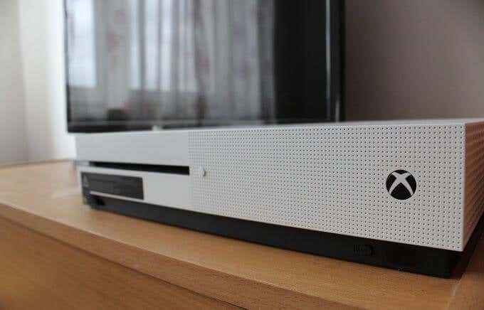 Streaming video dan musik ke konsol Xbox Anda dari Windows 10