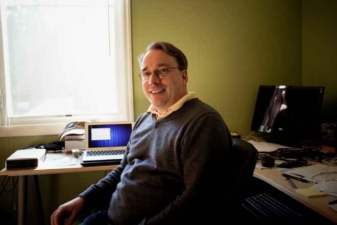 E se Linus Torvalds tivesse aceitado a proposta de emprego de Steve Jobs?