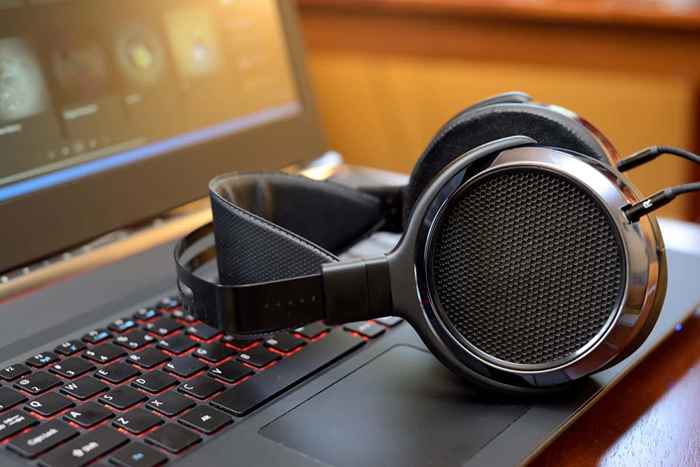 Headphone tidak berfungsi pada windows 11? 10 perbaikan untuk dicoba